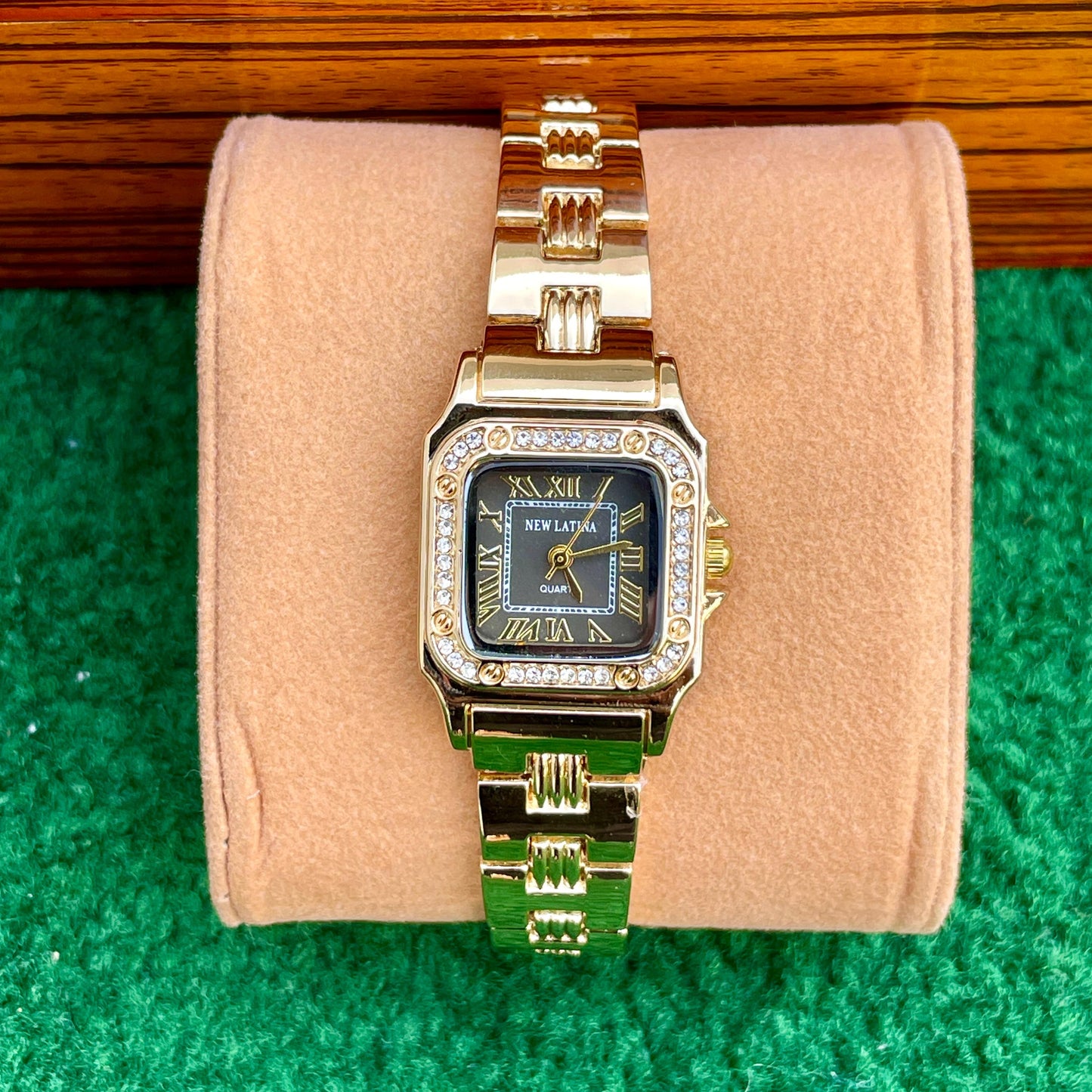 Stylish Square Dial Watch for Women